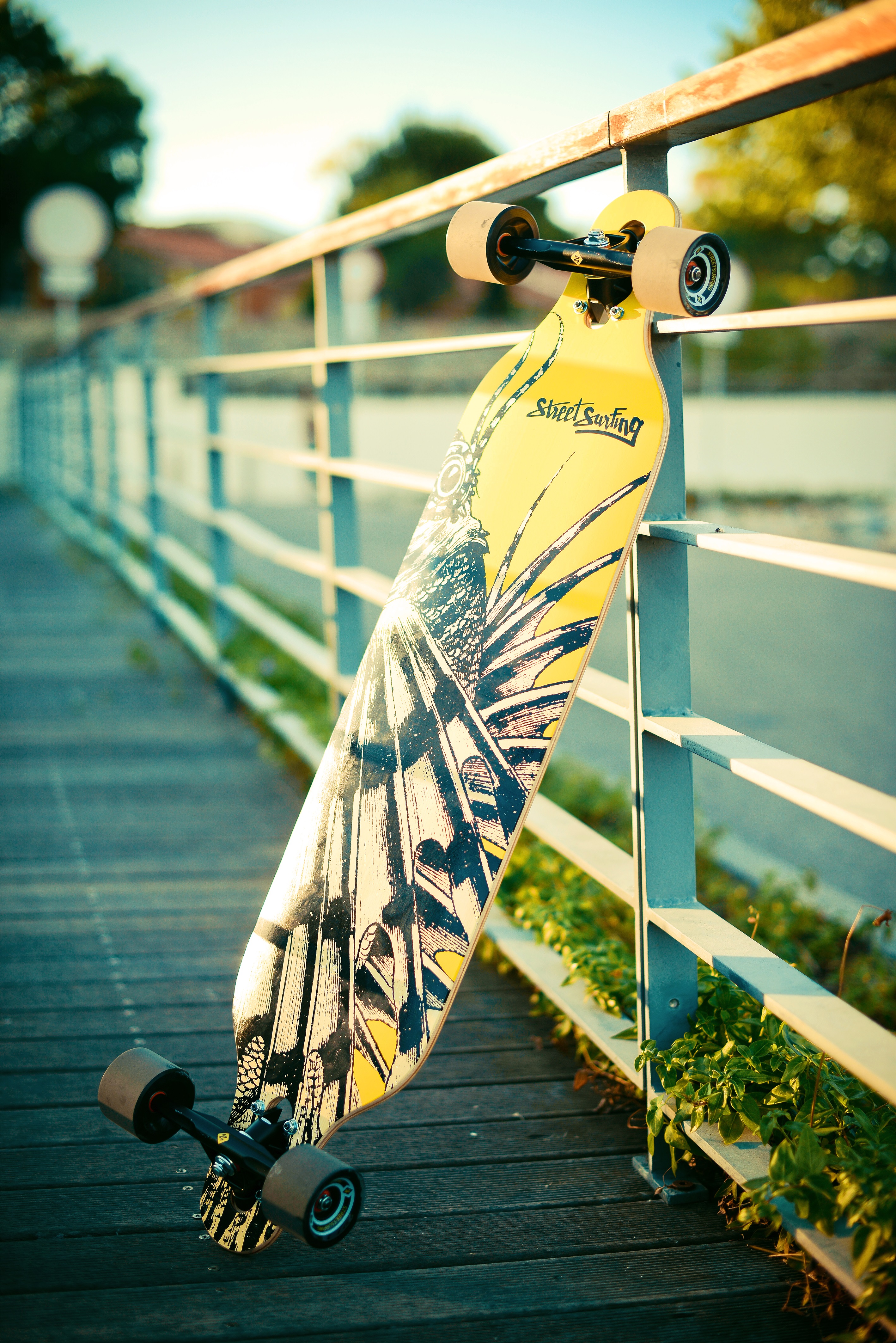 StreetSurfing - Longboard Freeride 39" - Yellow Dragon (größere Räder) – Bild 10
